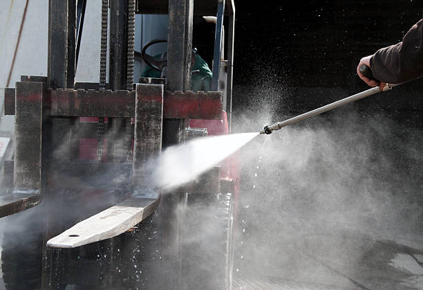 Best Commercial Pressure Washing  in Douglas, MI