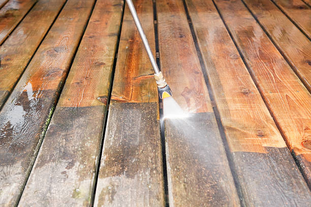 Pressure Washing Services for Businesses in Douglas, MI